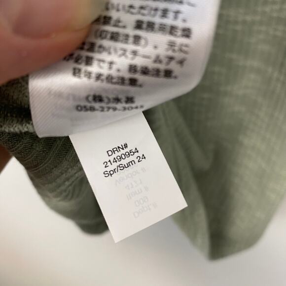 Eddie Bauer Revive Ribbed Scoop-Neck Tee in Sage Curved Hem Green Casual Size XL - Picture 9 of 10